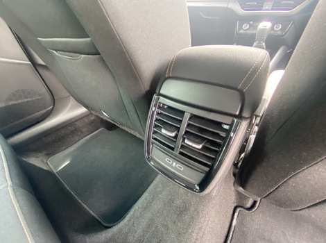 Scala Centre Rear Armrest V