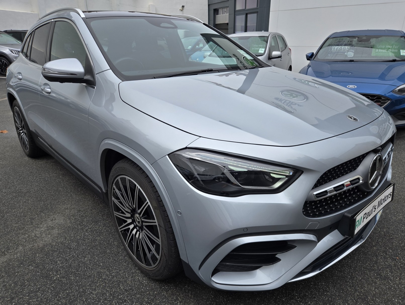 Mercedes Benz GLA 200 AMG Line Premium Plus 